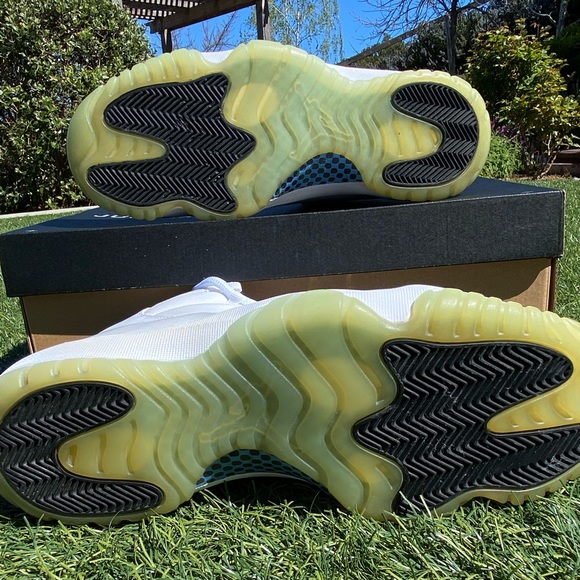 Jordan 11 Legend Blue - Picture 6 of 10